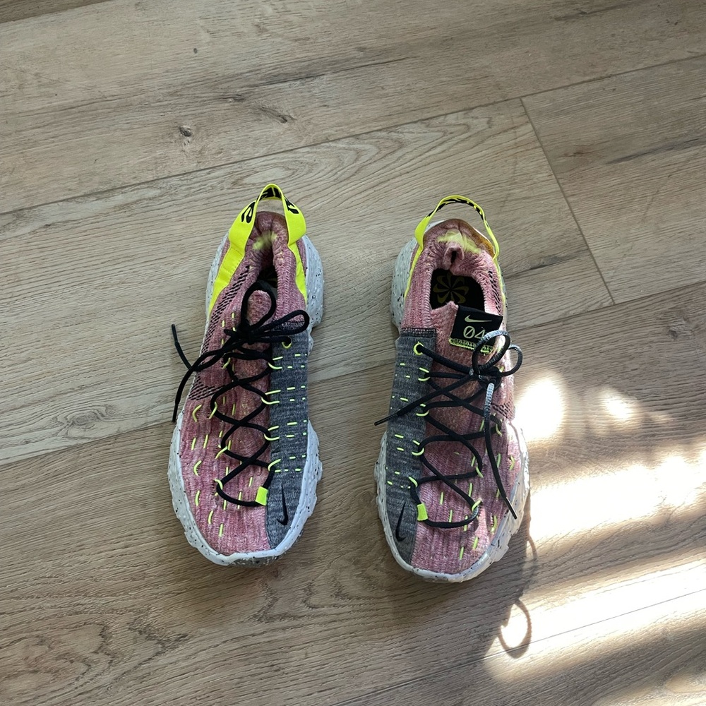 NIKE space hippie 04 lemon venom pink yellow shoes 9